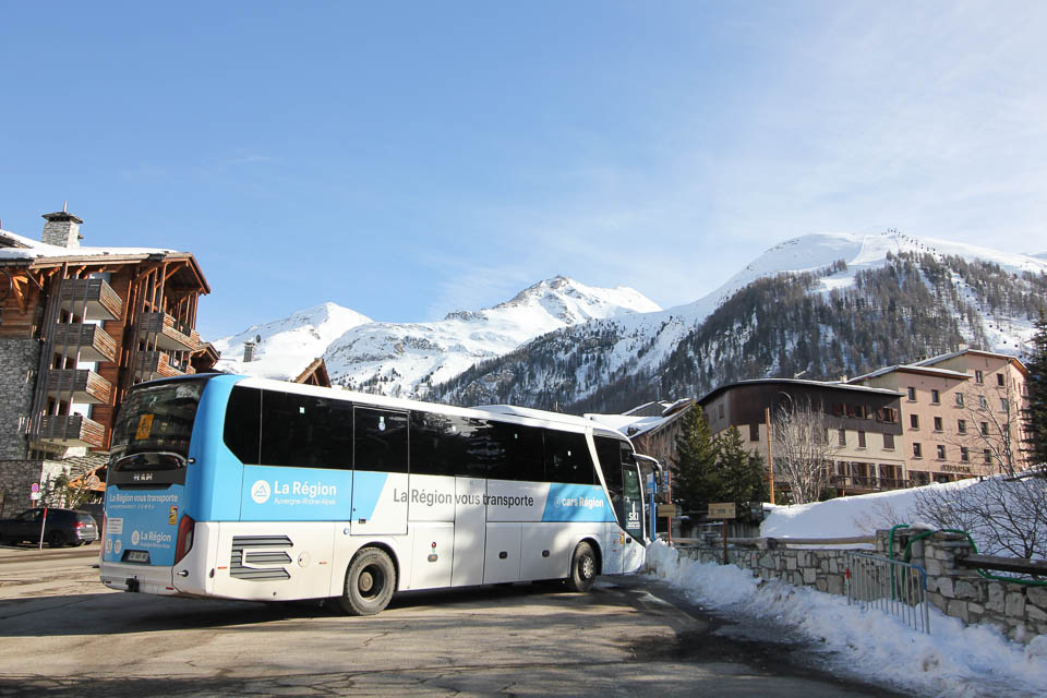 Bus in Val d'Isere
